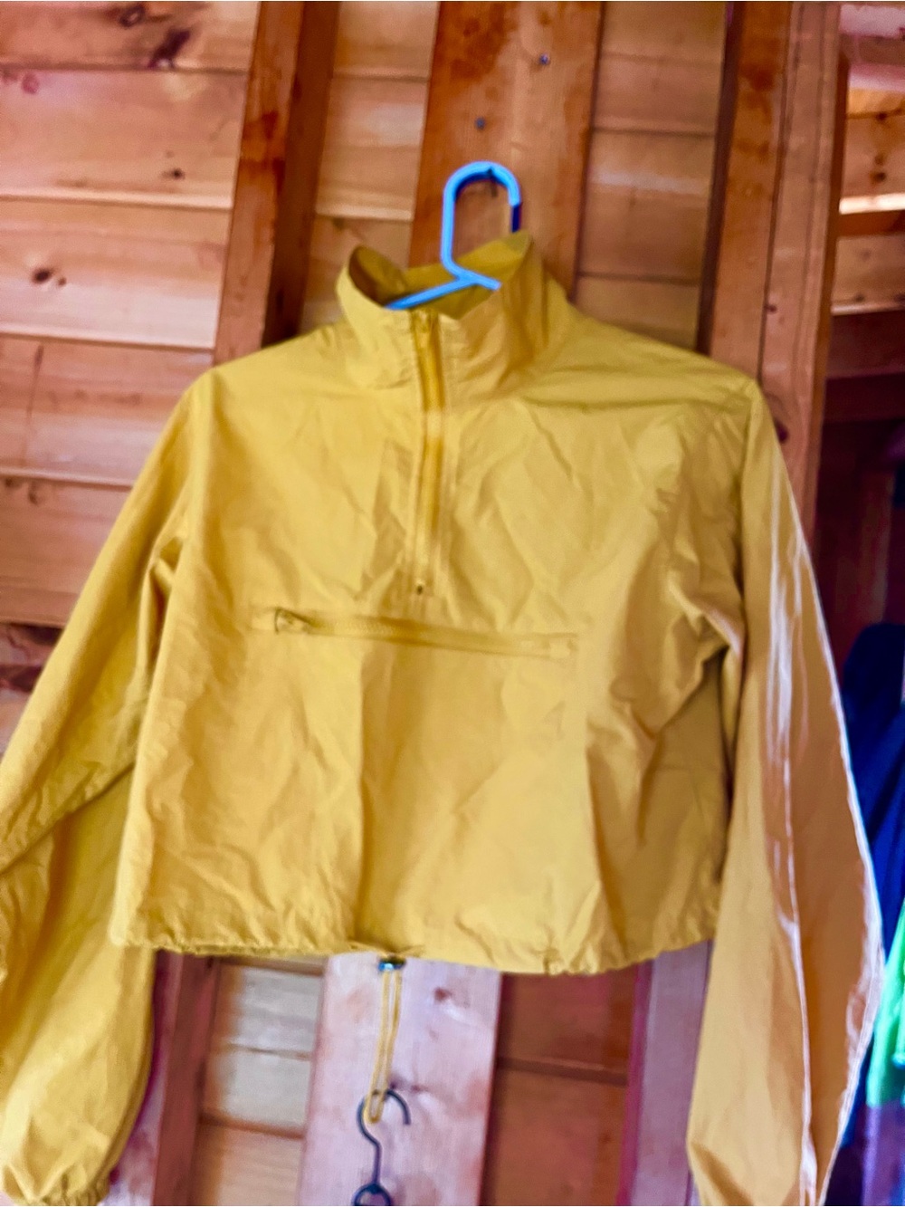 🍂Love Tree Yellow Cropped Pullover windbreaker Size Small